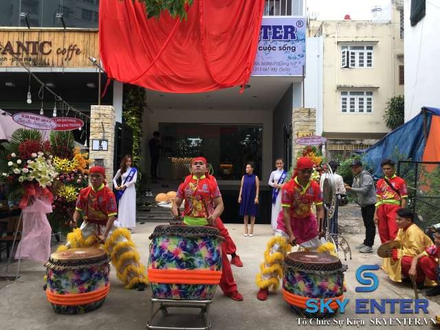 Tổ Chức Sự Kiện Khai Trương